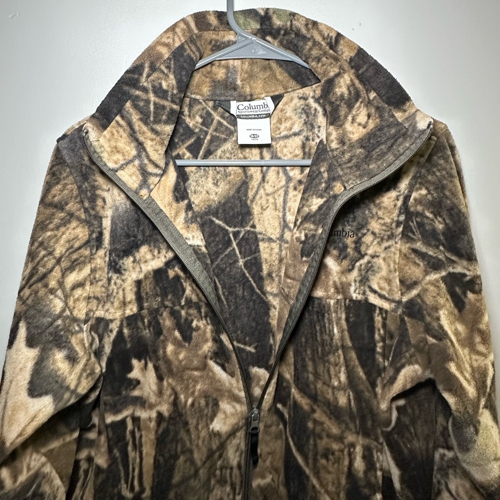 Columbia Brown Camouflage Fleece Jacket